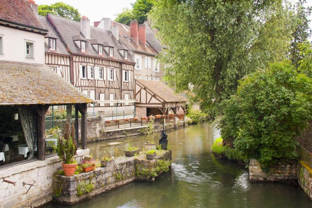 L'Atelier Des Bords De L'Eure Appartement Chartres Buitenkant foto
